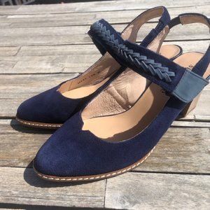 Don't step on my blue suede shoes!!!